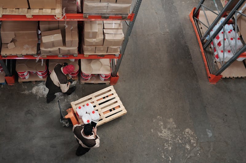 Cargo shipping logistics